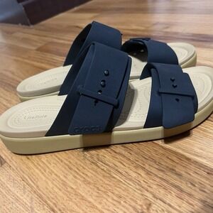 CROCS Brooklyn Buckle Low Wedge Black Sandals Women’s size 10